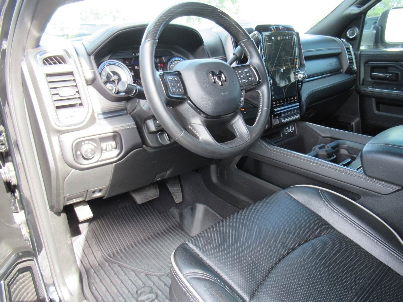 Used 2022 RAM 2500 Limited AWD/4WD image 15