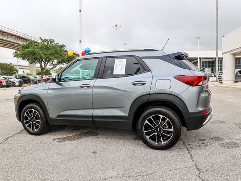 Used 2025 Chevrolet TrailBlazer LT AWD/4WD image 10