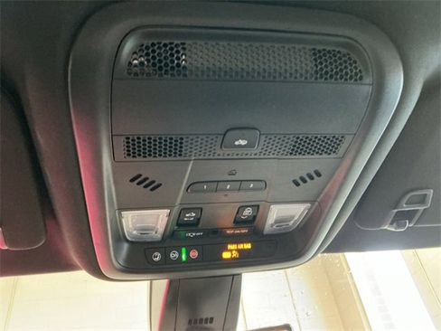 Certified 2025 Cadillac XT6 Sport w/ Technology Package image 27