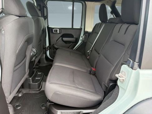 Used 2023 Jeep Wrangler Unlimited w/ 8.4" Radio Group AWD/4WD image 15