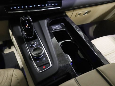 Used 2022 Cadillac Escalade ESV Premium Luxury image 35