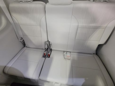 Used 2025 Buick Enclave Avenir w/ Super Cruise Package AWD/4WD image 24