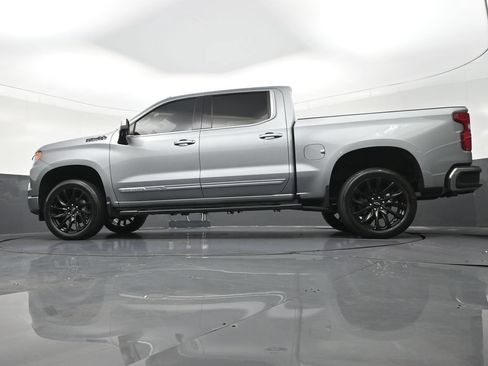 Used 2024 Chevrolet Silverado 1500 High Country w/ Technology Package RWD image 28