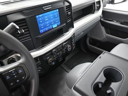 New 2026 Ford F250 XL w/ XL Chrome Package image 20