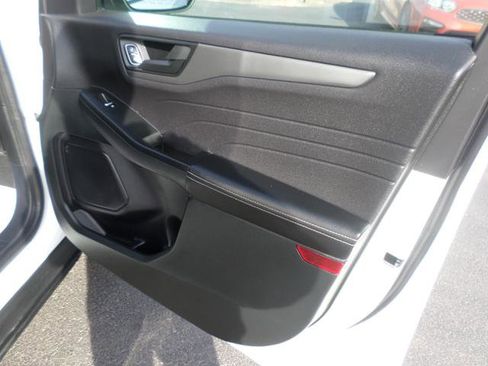 Used 2023 Ford Escape Active image 34