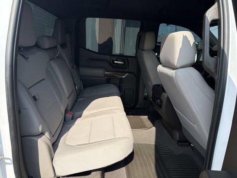 Used 2021 Chevrolet Silverado 1500 RST AWD/4WD image 12