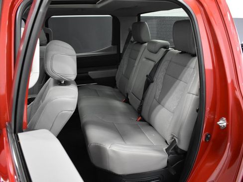 Used 2024 Toyota Tundra Limited AWD/4WD image 31