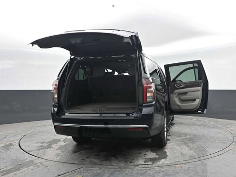 Used 2022 Chevrolet Suburban LS AWD/4WD image 55