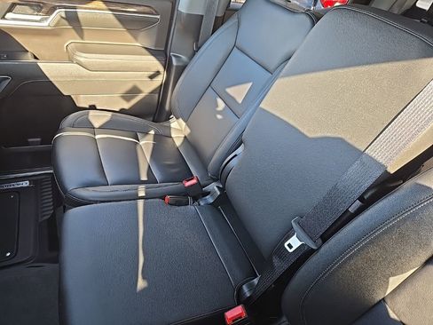 Used 2025 Chevrolet Silverado 1500 LT w/ Leather Package image 36