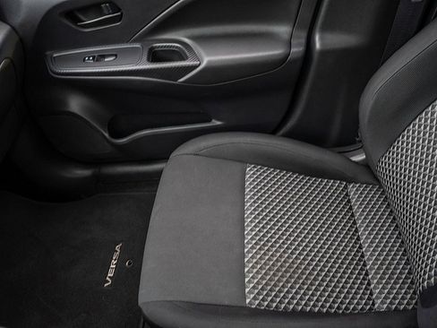 Used 2023 Nissan Versa S w/ Trunk Package image 29