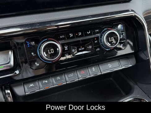 Used 2024 GMC Sierra 1500 AT4 w/ Technology Package AWD/4WD image 25