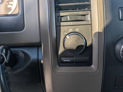 Used 2012 RAM 1500 ST w/ SXT Appearance Group image 11