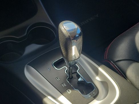 Used 2017 Dodge Journey GT FWD image 27