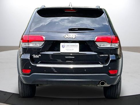 Certified 2022 Jeep Grand Cherokee Limited w/ Tech Group AWD/4WD image 8