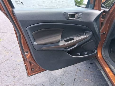Used 2020 Ford EcoSport SE w/ SE Convenience Package AWD/4WD image 9