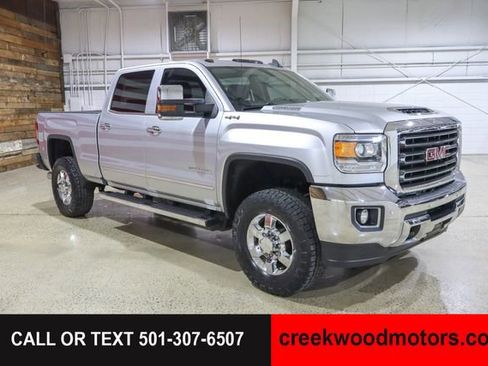 Used 2019 GMC Sierra 2500 SLT w/ Duramax Plus Package AWD/4WD image 31
