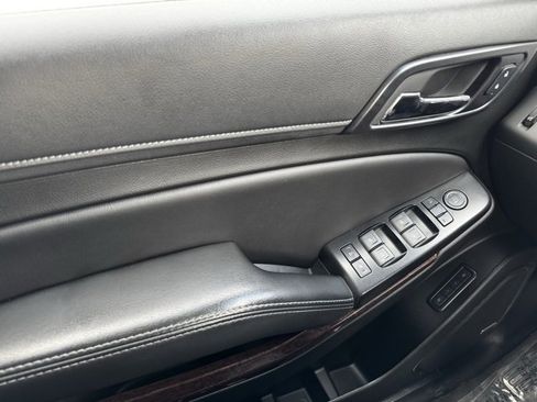 Used 2020 GMC Yukon SLT image 34