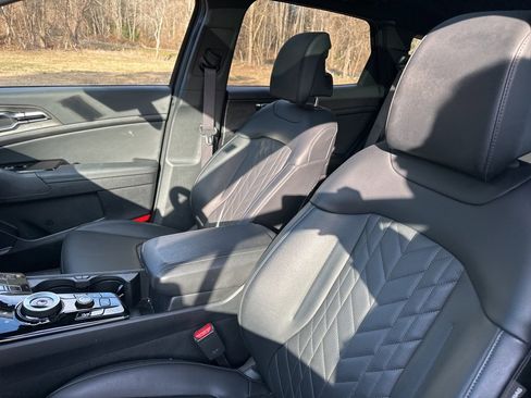 Certified 2024 Kia Sportage X-Line image 10