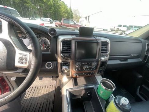 Used 2014 RAM 1500 Laramie w/ Convenience Group image 10