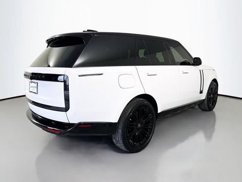 Certified 2025 Land Rover Range Rover SE AWD/4WD image 5
