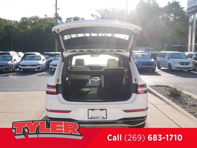Used 2025 Genesis GV80 3.5T Prestige AWD/4WD image 17
