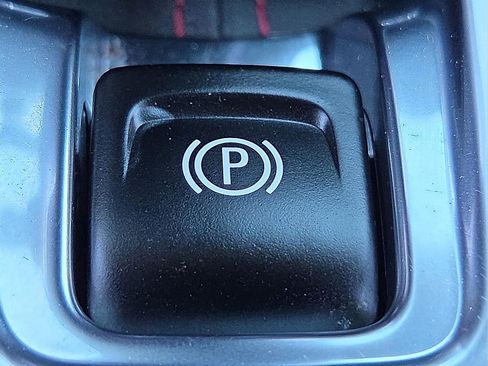 Used 2023 Chevrolet TrailBlazer RS w/ Convenience Package image 22