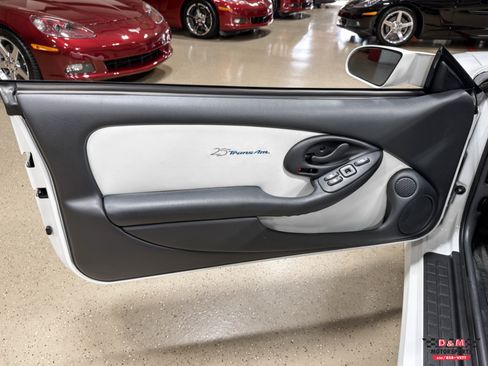 Used 1994 Pontiac Firebird Coupe RWD image 25