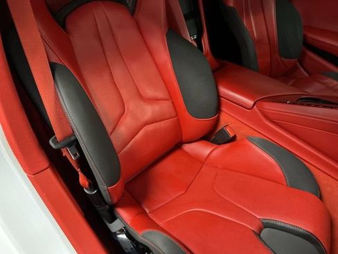 Used 2024 Chevrolet Corvette Stingray Premium Conv w/ Z51 Performance Package image 24