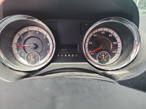 Used 2017 Dodge Grand Caravan SXT FWD image 21