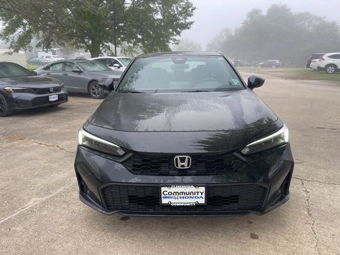 Used 2025 Honda Civic Sport image 2