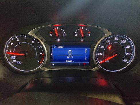 Used 2021 GMC Acadia SLE w/ Driver Convenience Package FWD image 23