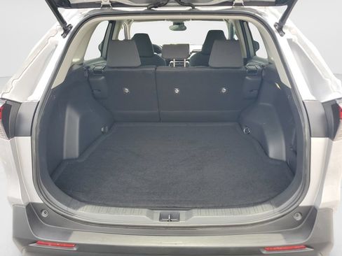 Used 2023 Toyota RAV4 XLE w/ Convenience Package FWD image 9