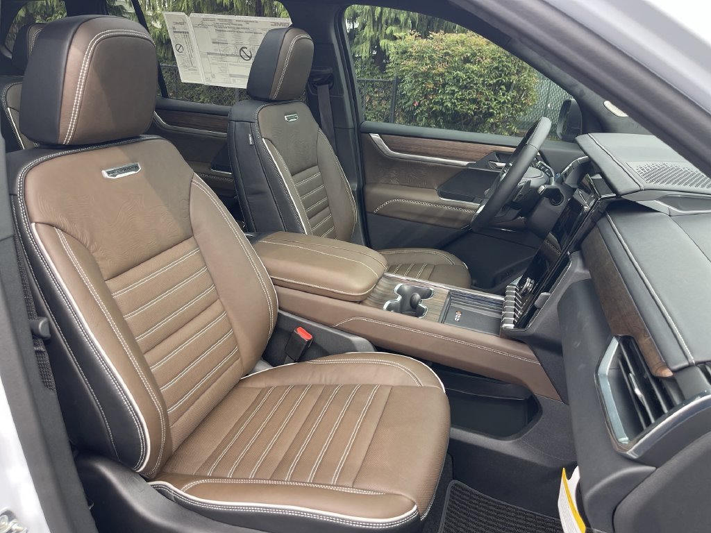 New 2027 GMC Acadia Denali Ultimate AWD/4WD image 29