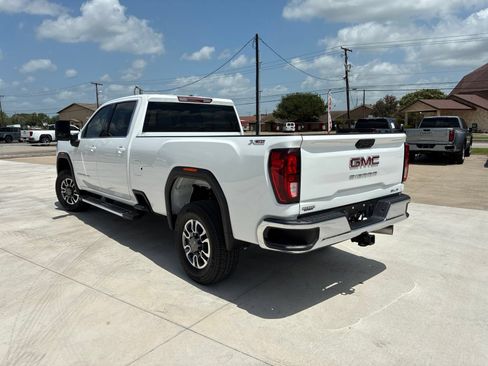 Used 2025 GMC Sierra 3500 SLE w/ SLE Convenience Package AWD/4WD image 5