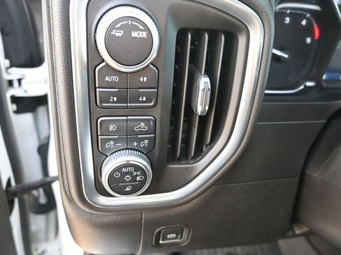 Used 2022 GMC Sierra 3500 SLE w/ SLE Convenience Package image 23