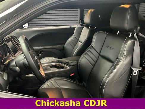 Used 2016 Dodge Challenger SRT Hellcat image 18