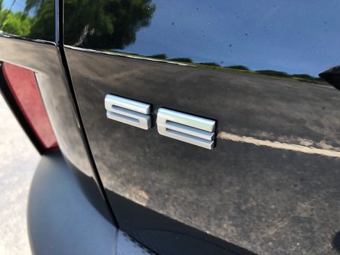 Used 2021 Ford Escape SE FWD image 15