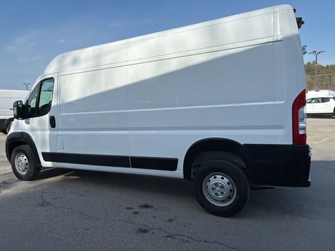 Used 2023 RAM ProMaster 2500 FWD image 10
