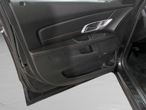 Used 2014 GMC Terrain SLE w/ Chrome Package AWD/4WD image 17