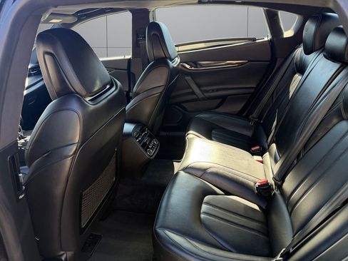 Used 2017 Maserati Quattroporte S GranSport Q4 image 17