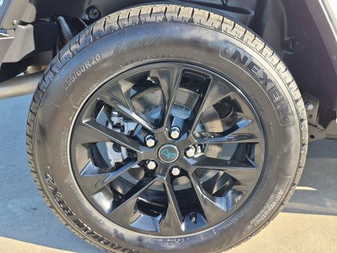 Certified 2025 Jeep Wrangler Unlimited Sahara AWD/4WD image 14