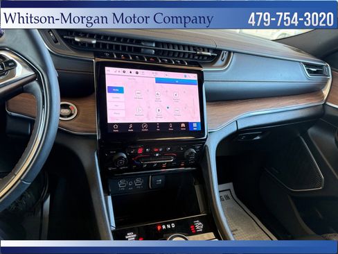 Used 2025 Jeep Grand Cherokee L Summit w/ Obsidian Package AWD/4WD image 23