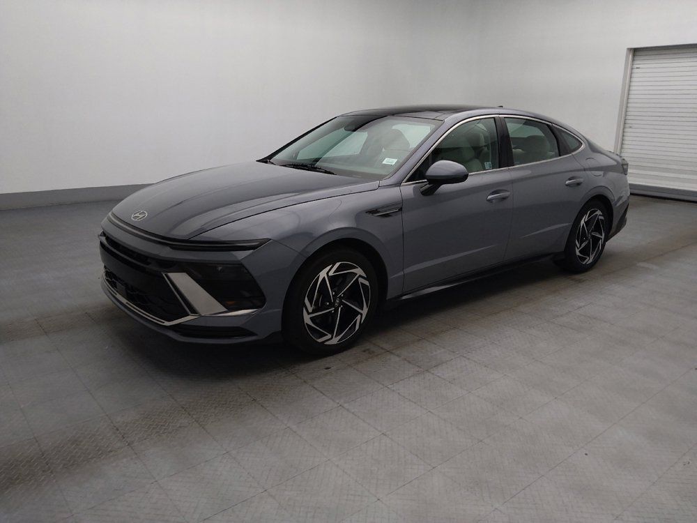 Used 2024 Hyundai Sonata SEL w/ Convenience Package FWD image 2