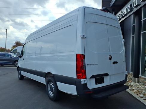 New 2026 Mercedes-Benz Sprinter 2500 image 4