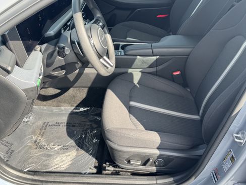 Used 2025 Hyundai Sonata SEL FWD image 9