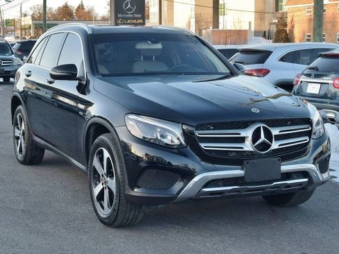 Used 2019 Mercedes-Benz GLC 350e 4MATIC image 10