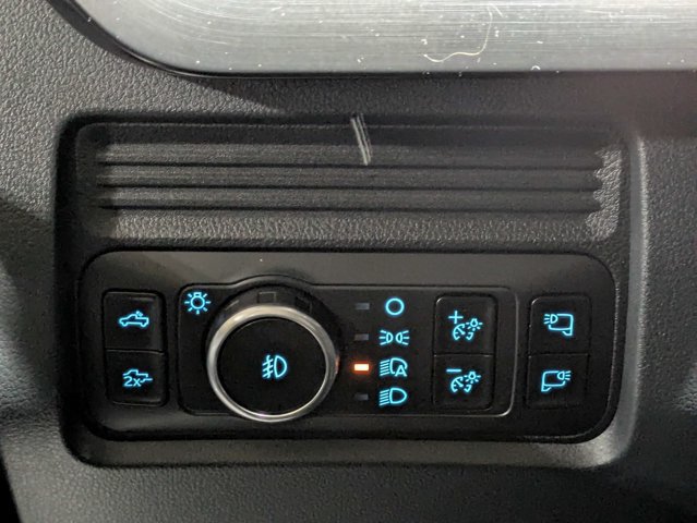 Used 2025 Ford F250 Lariat w/ Black Appearance Package AWD/4WD image 24
