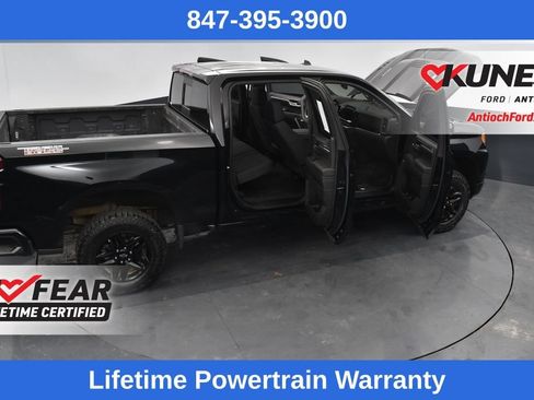 Used 2024 Chevrolet Silverado 1500 LT Trail Boss w/ Convenience Package II AWD/4WD image 45