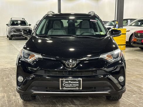 Used 2018 Toyota RAV4 XLE w/ Plus Extra Value Package AWD/4WD image 6