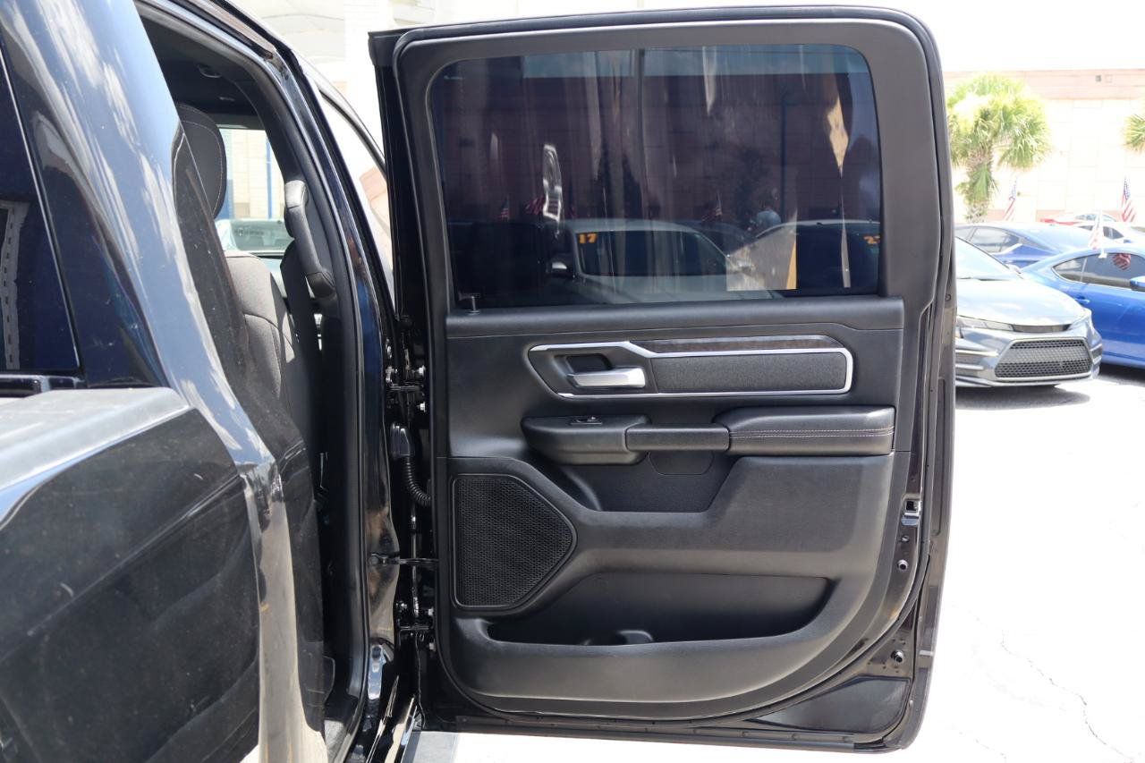 Used 2019 RAM 1500 Big Horn AWD/4WD image 19